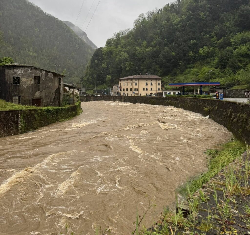 fiume versilia toscana