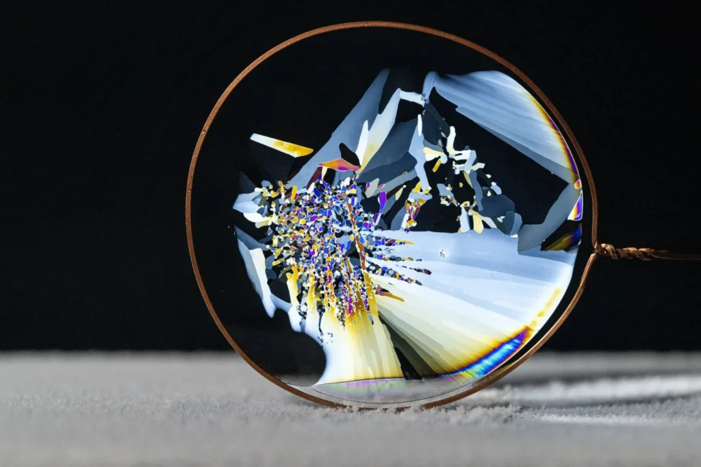 ghiaccio microgravità iss