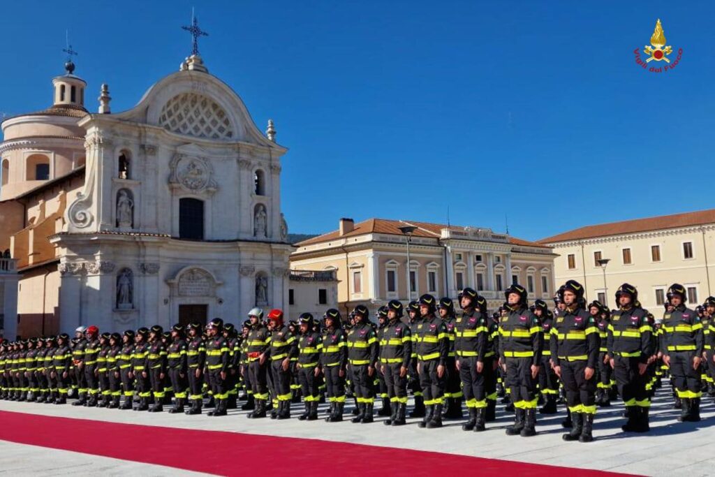 giuramento vigili fuoco l'aquila