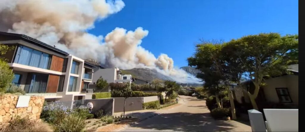 incendio città del capo sudafrica