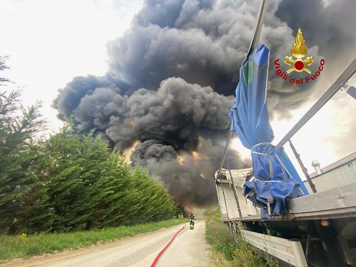 incendio umbertide umbria