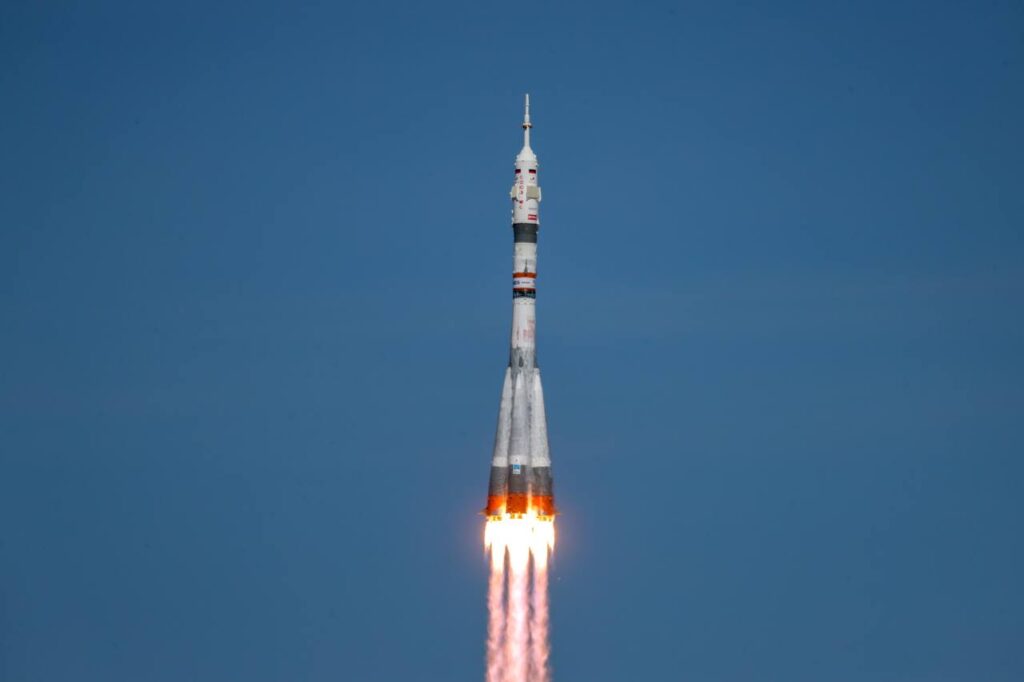 iss lancio soyuz astronauti stazione spaziale