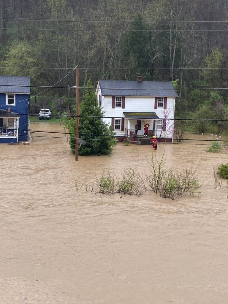 maltempo USA inondazioni kentucky