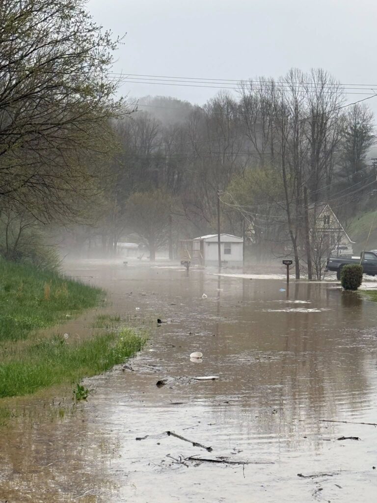 maltempo USA inondazioni kentucky