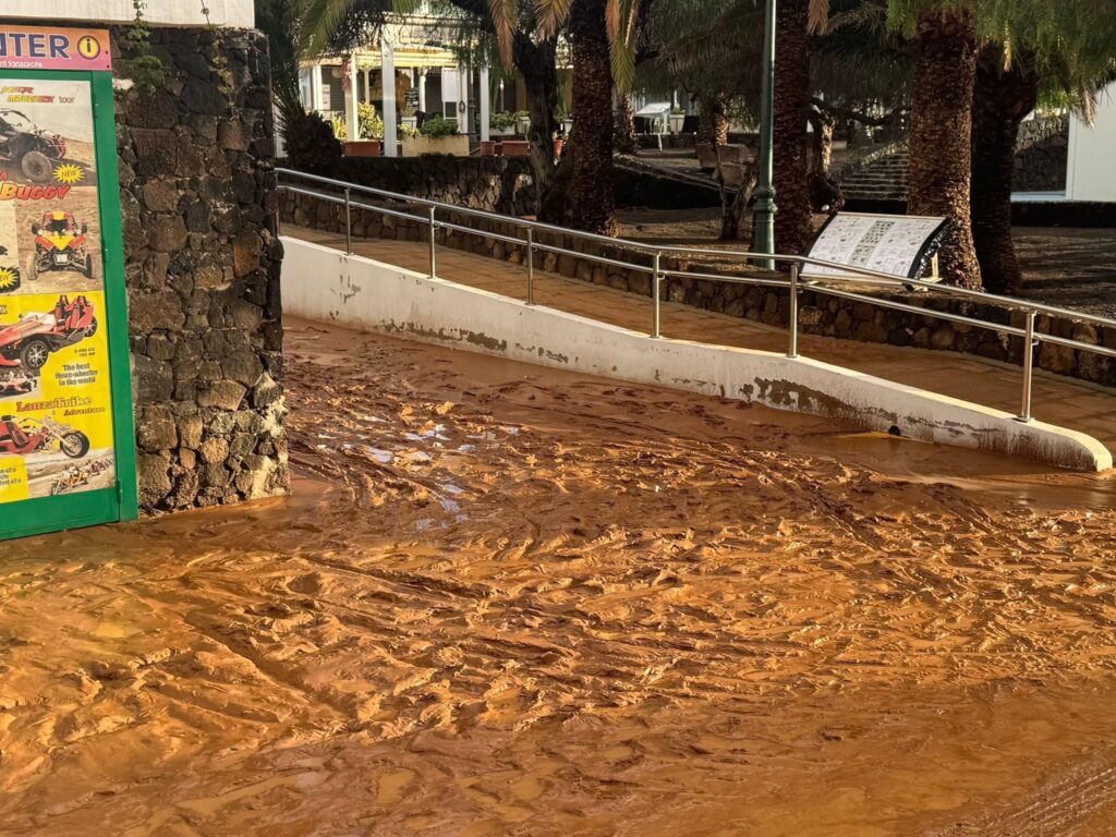 maltempo lanzarote spagna