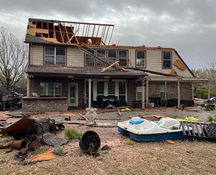 maltempo tornado owasso usa