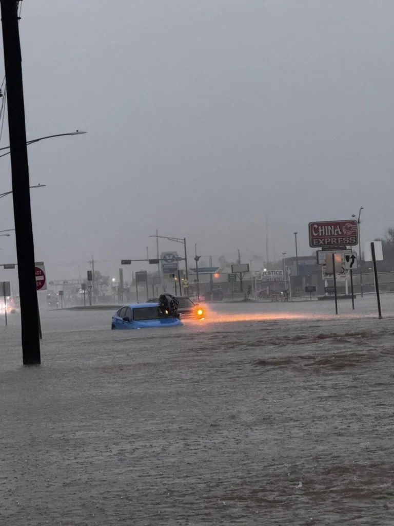 maltempo usa alluvioni lampo oklahoma