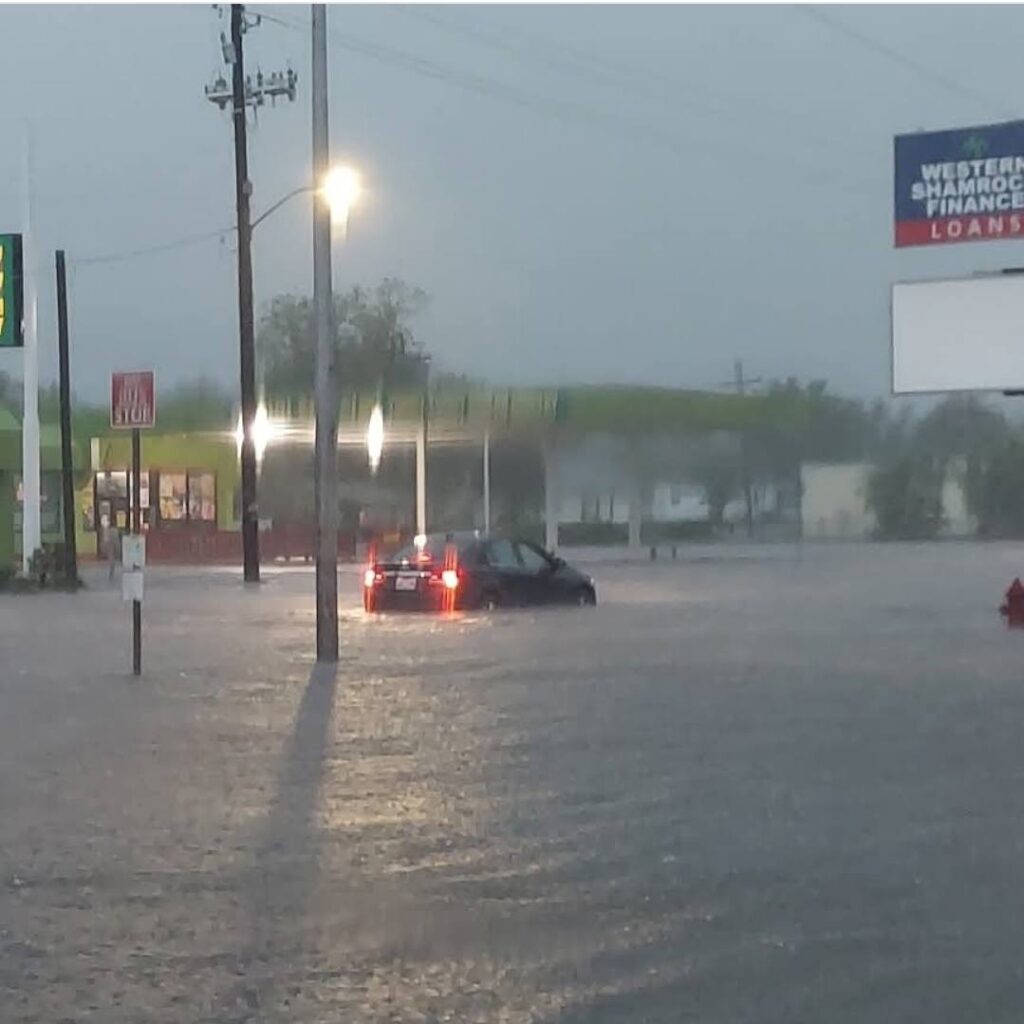 maltempo usa alluvioni lampo oklahoma