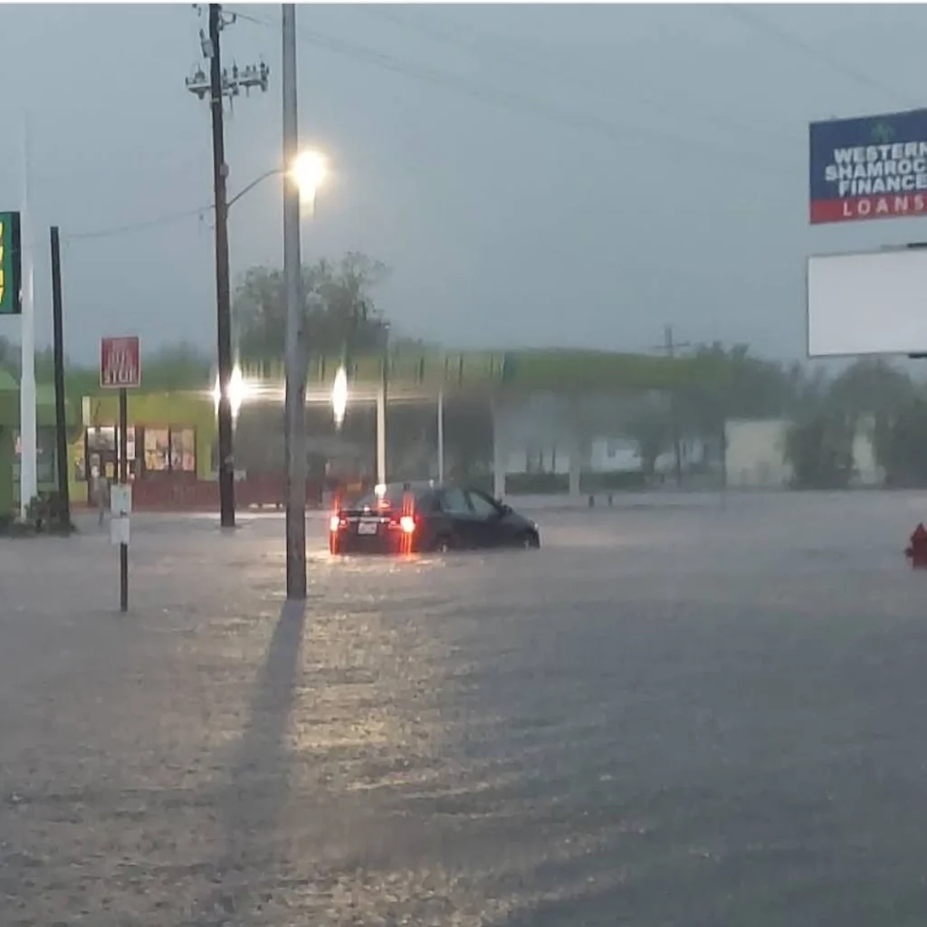 maltempo usa alluvioni lampo oklahoma