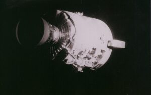 modulo apollo 13 danneggiato houston abbiamo un problema