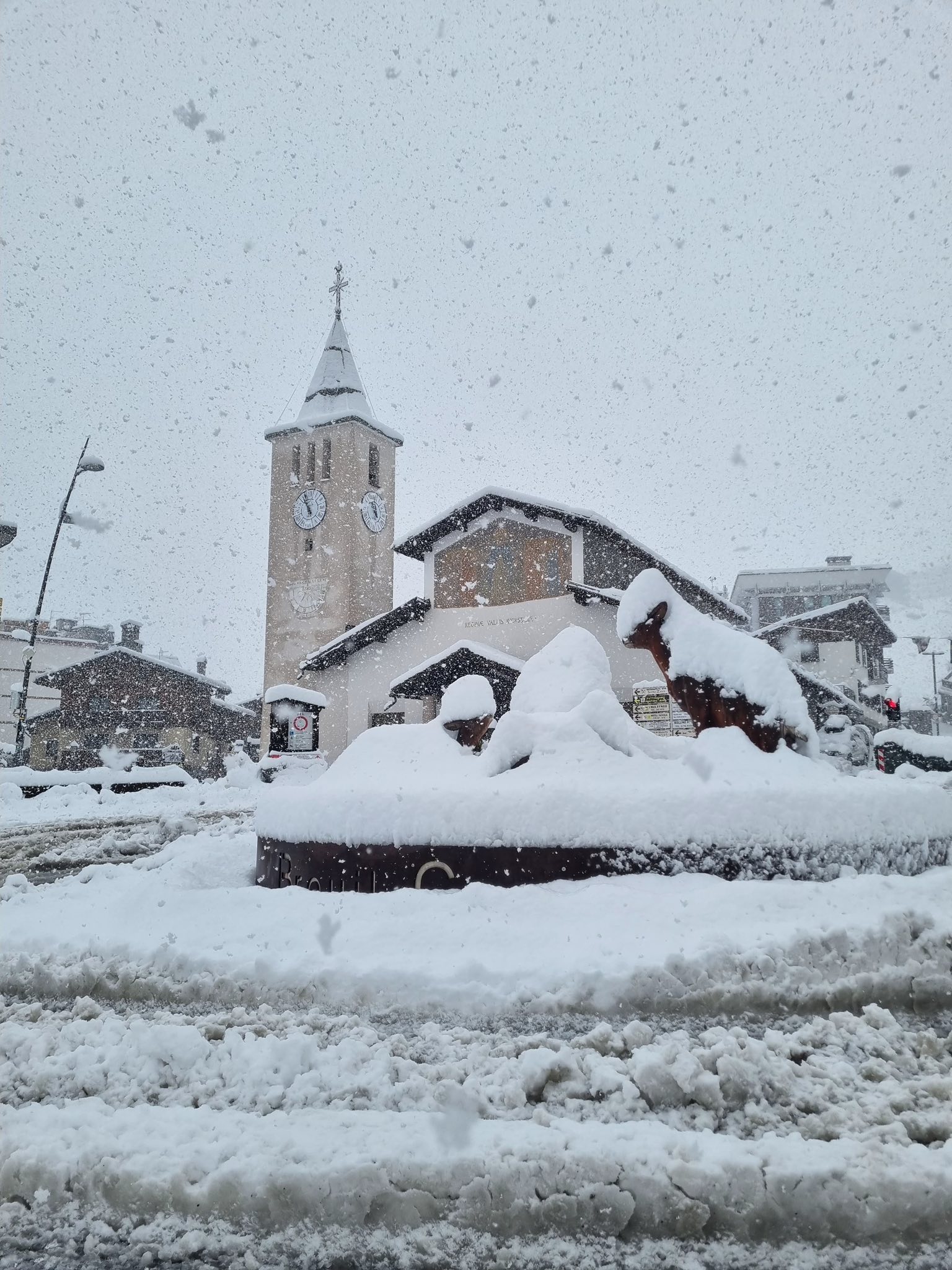 neve cervinia valle d'aosta