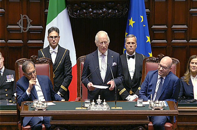 re carlo camera