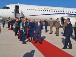 re carlo e camilla italia