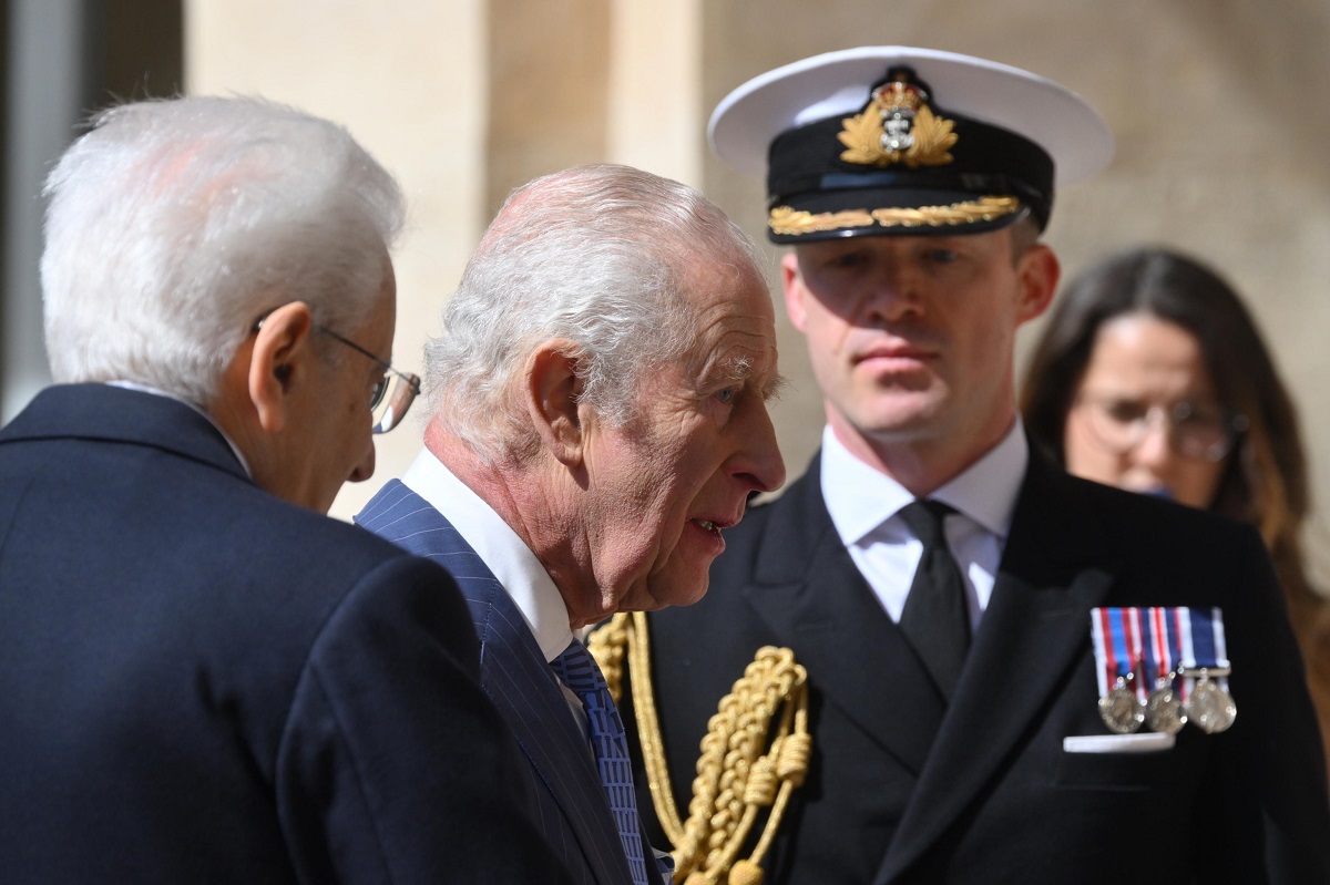Re Carlo accolto da Mattarella al Mattatoio, assisterà ad una rappresentazione di Shakespeare