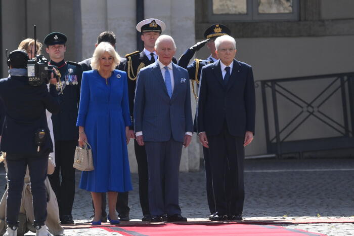 re carlo regina camilla quirinale