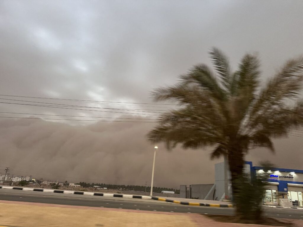 tempesta di sabbia arabia saudita