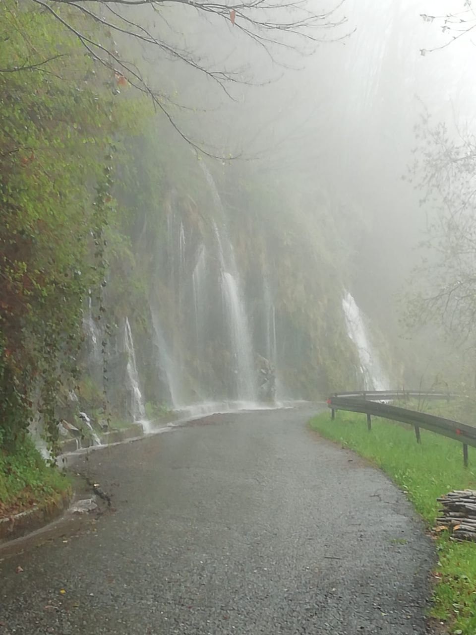Strada per Frasso, fraz. Scopello (VC), in Valsesia