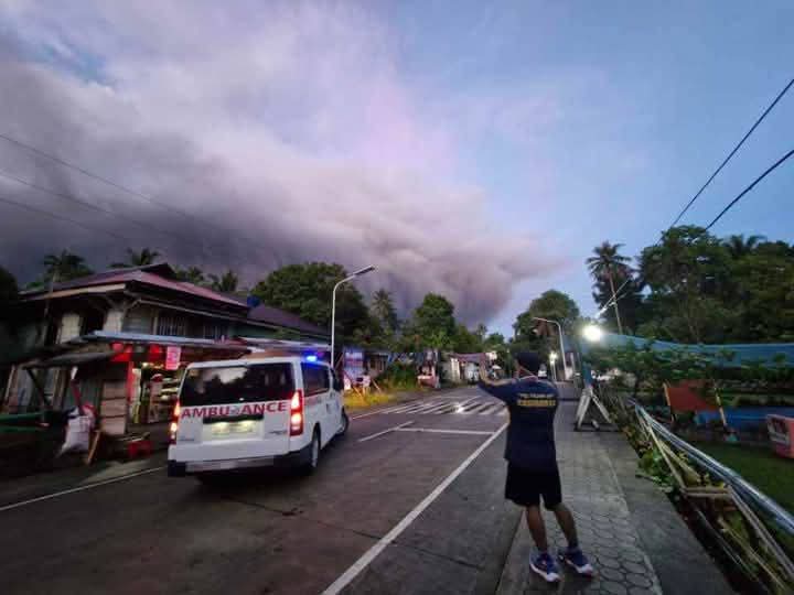 eruzione vulcano bulusan filippine