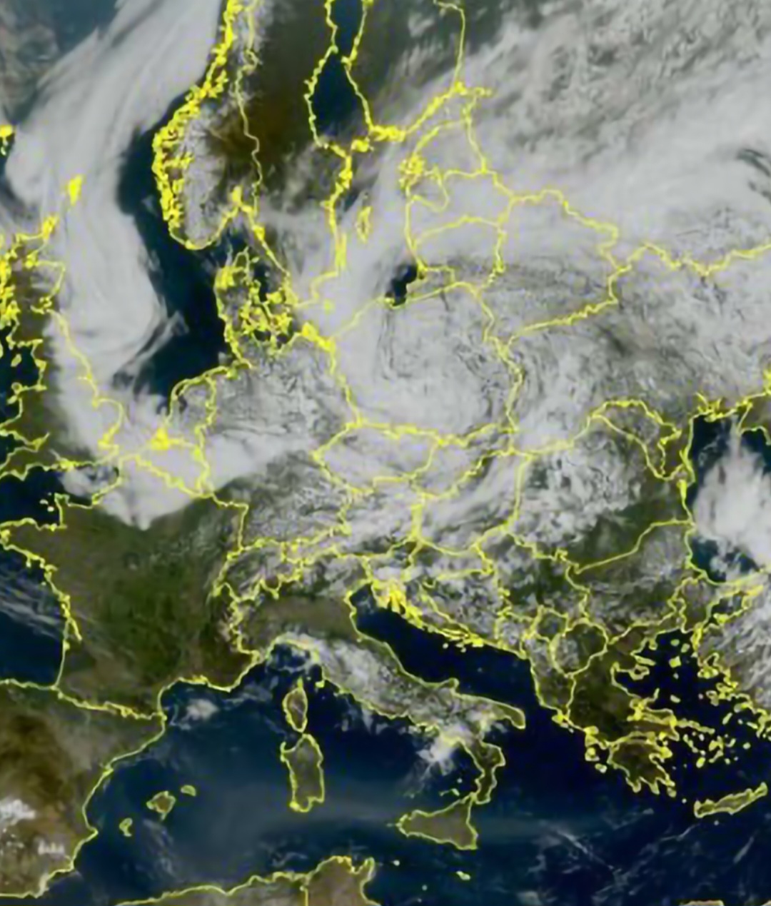 Fumo incendi Canada Sicilia satellite