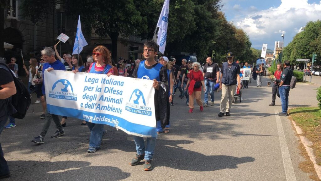 Protesta Verona vivisezione