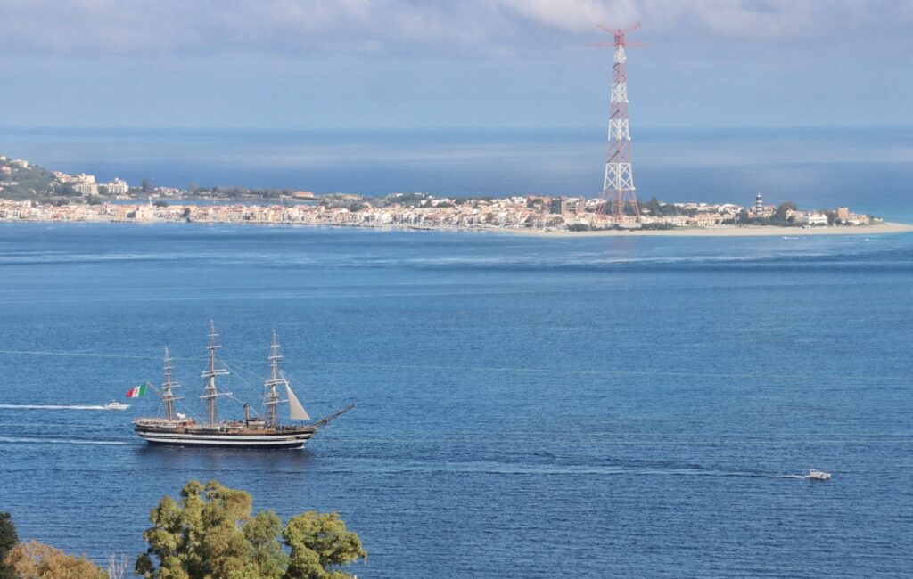 amerigo vespucci stretto di messina