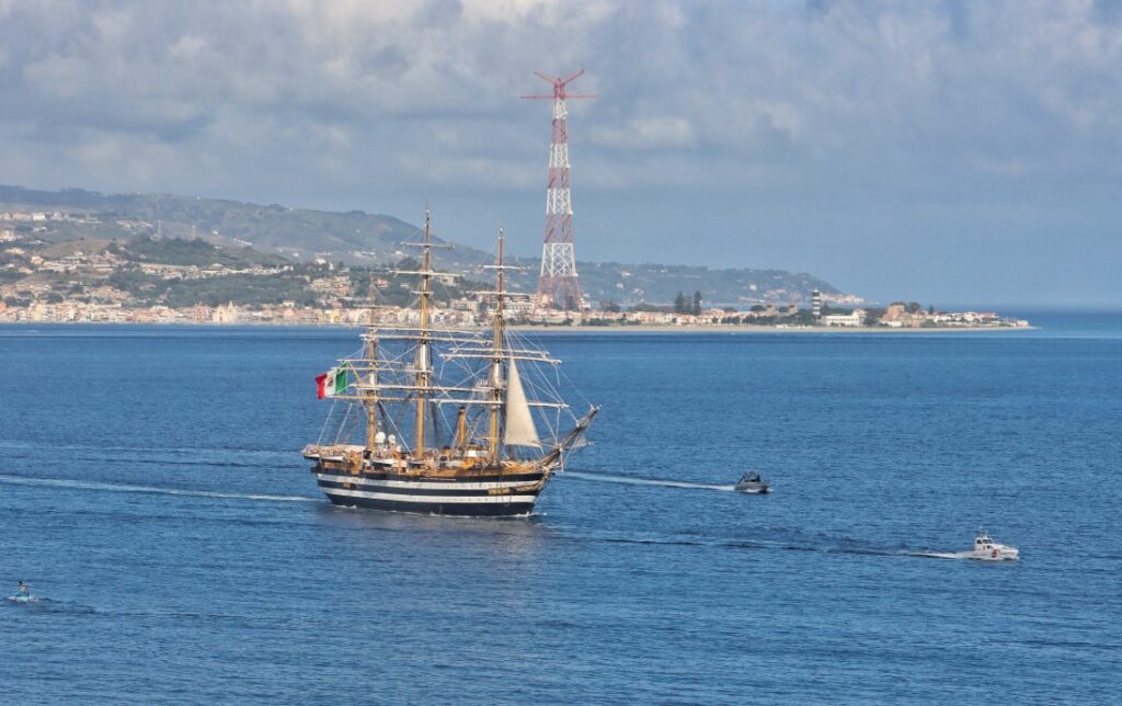 amerigo vespucci stretto di messina