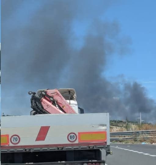 incendio vaccarizzo sicilia