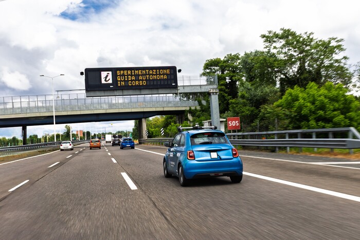 test guida autonoma milano serravalle
