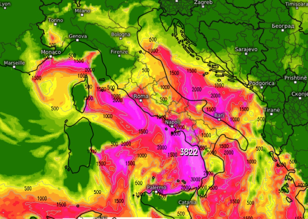 Meteo, Dew point a +25°C e Adriatico caldo: atmosfera satura e condizioni ideali per alluvioni lampo