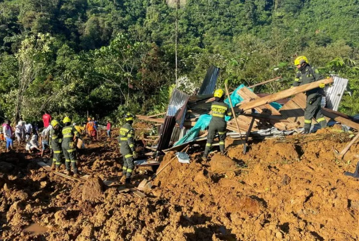 Frana a Granizal: almeno otto morti e dieci case sepolte nel nord di Medellín | VIDEO