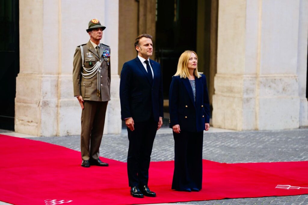 Giorgia Meloni Macron