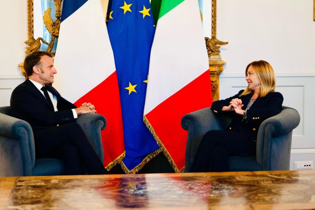 Giorgia Meloni Macron
