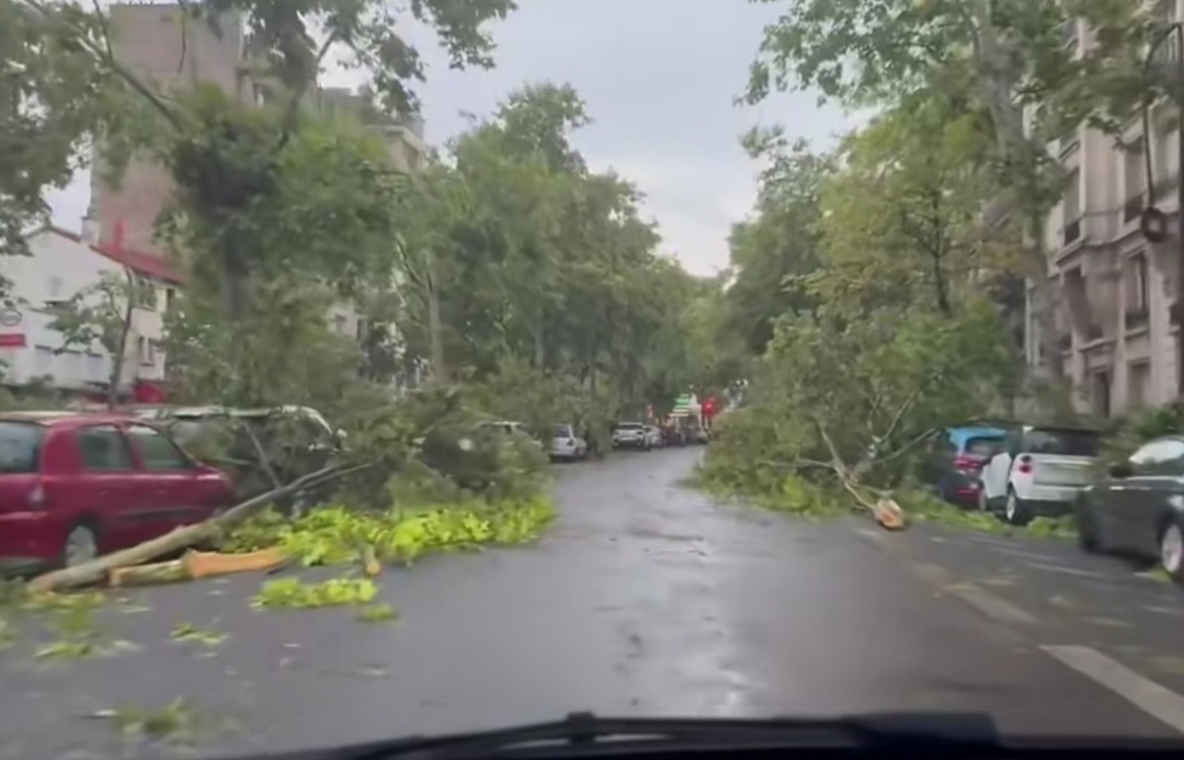 Maltempo Francia danni Parigi