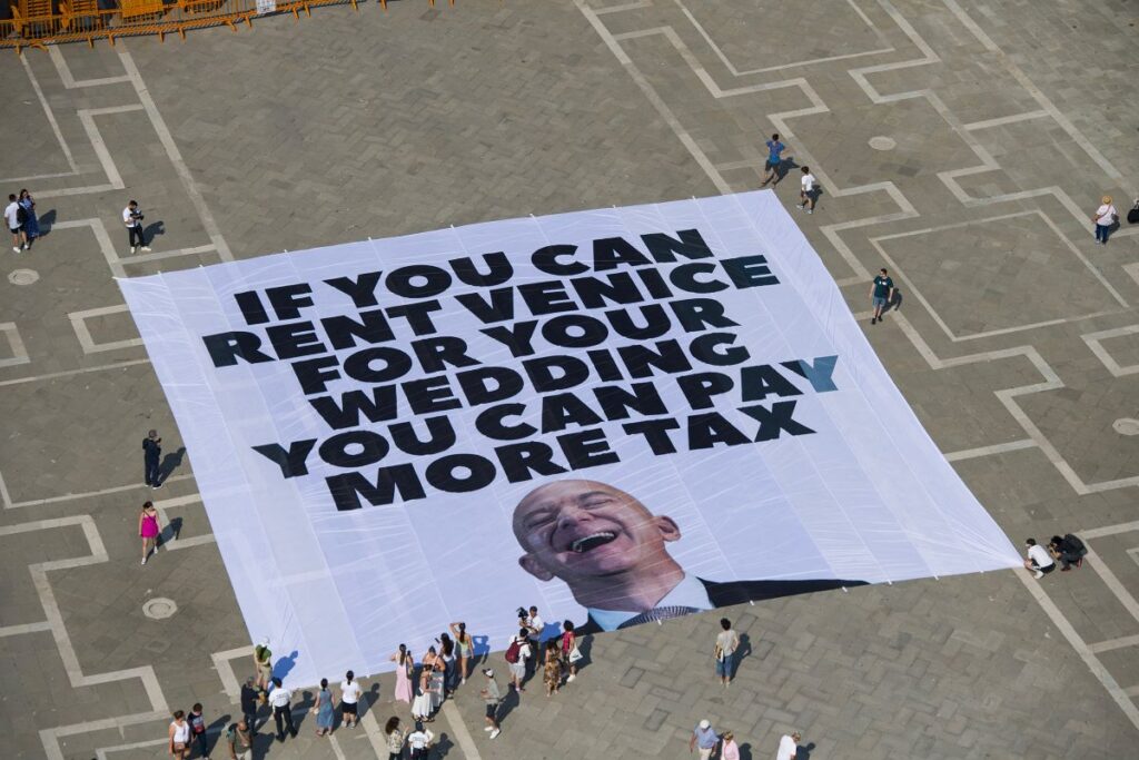Protesta Bezos