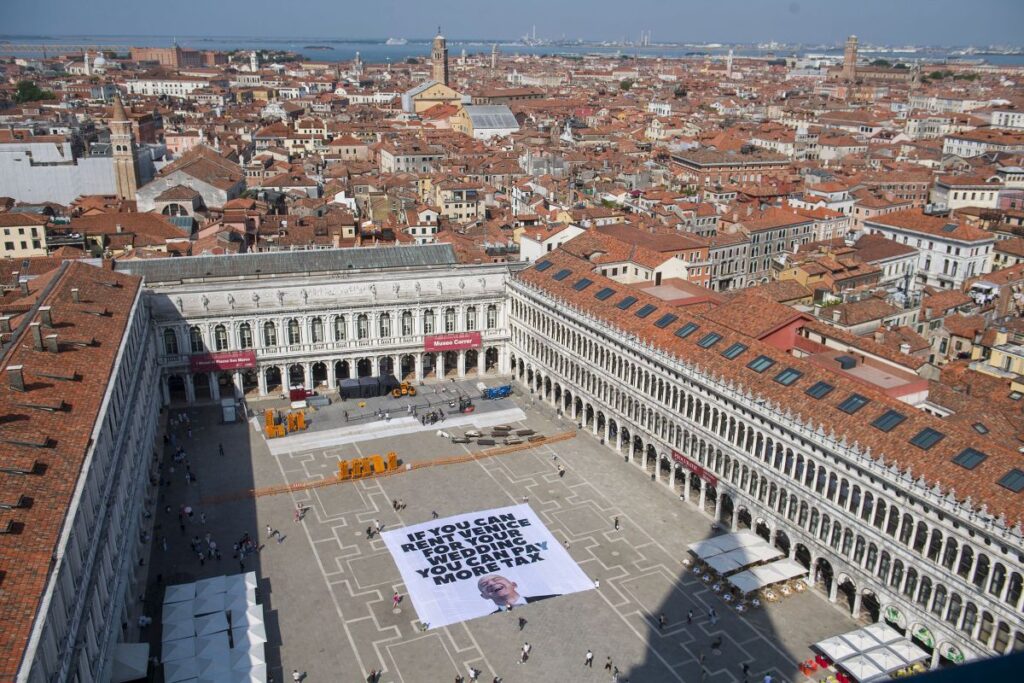Protesta Bezos