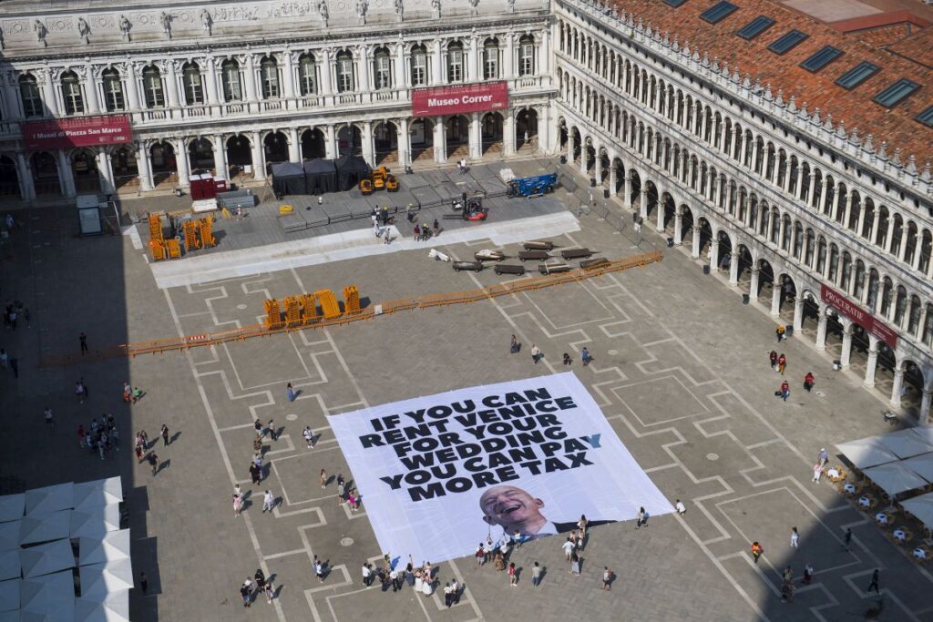 Protesta Bezos