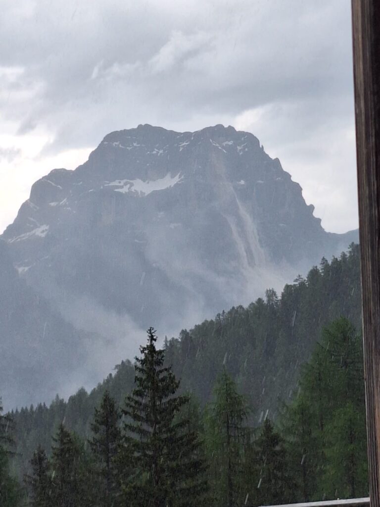 crollo dolomiti