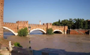 piena fiume adige