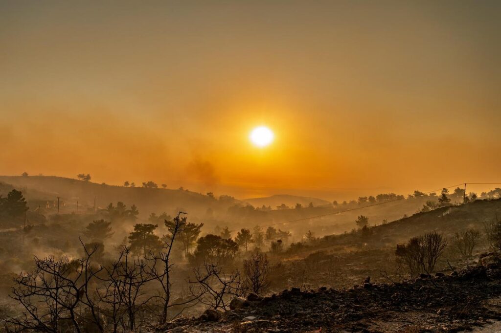 incendio grecia chios