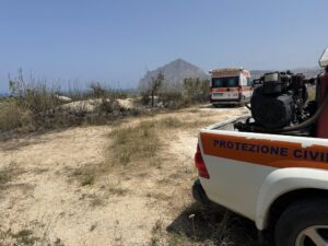 incendio valderice sicilia