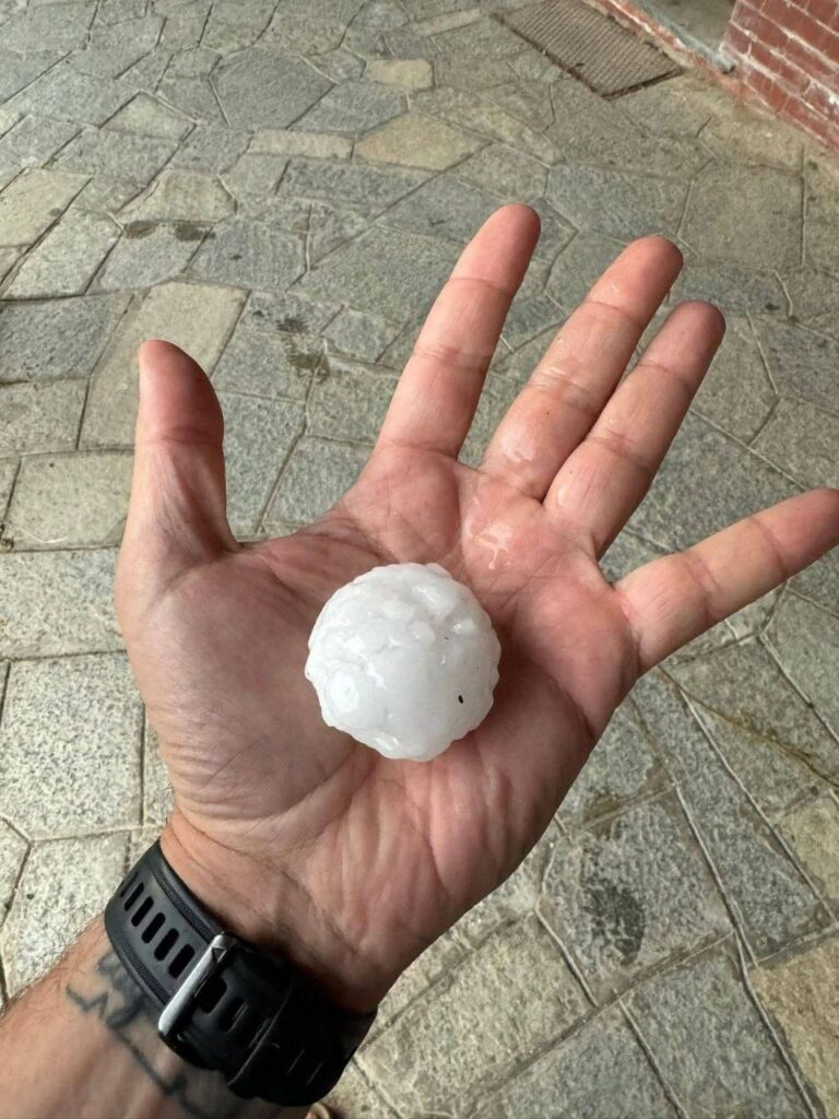 maltempo grandine monesi liguria