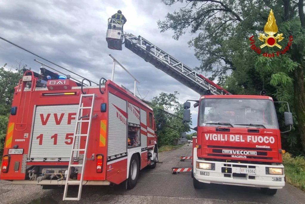 maltempo vigili fuoco