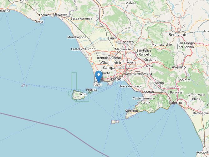 terremoto campi flegrei napoli pozzuoli (
