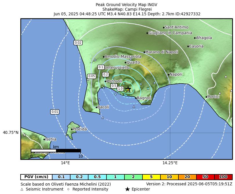 terremoto oggi campi flegrei napoli pozzuoli campania