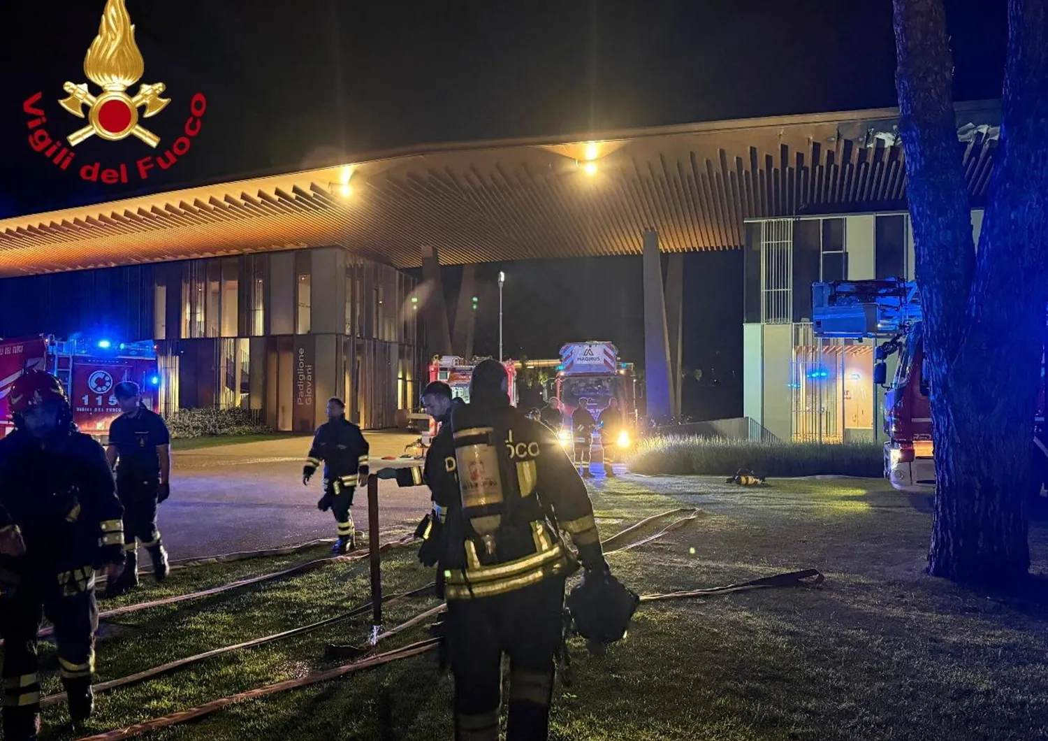 Viola Park, svelata la causa dell’incendio: fascicolo a carico di un giovane atleta 