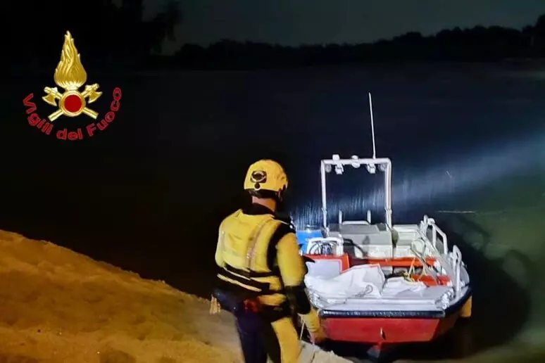 16enne disperso nel Po, “ricerche finché le speranze lo consentono”