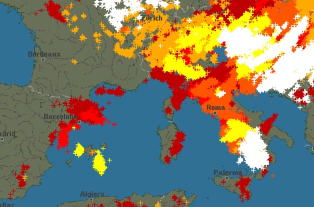 Fulmini 6-8 luglio Italia