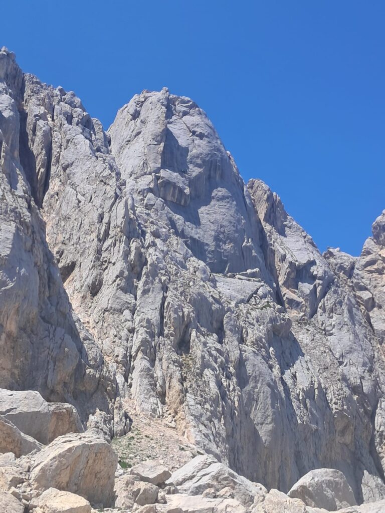 Rock Glacier del Vallone delle Cornacchie Gran Sasso 20 luglio 2025
