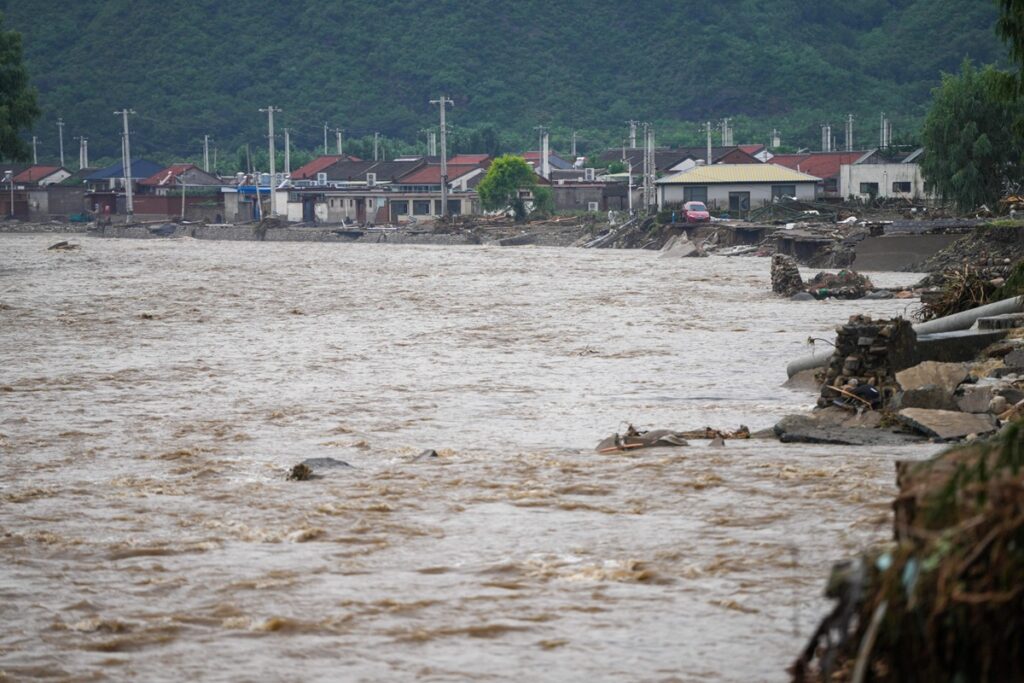 alluvioni cina pechino piogge maltempo inondazioni