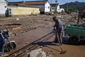 alluvioni piogge cina pechino